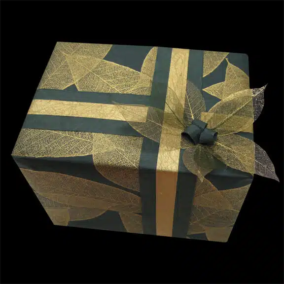 Golden Leaves Giftwrap