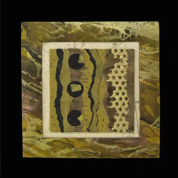 Collage Circle Mesh & Mesa Marble